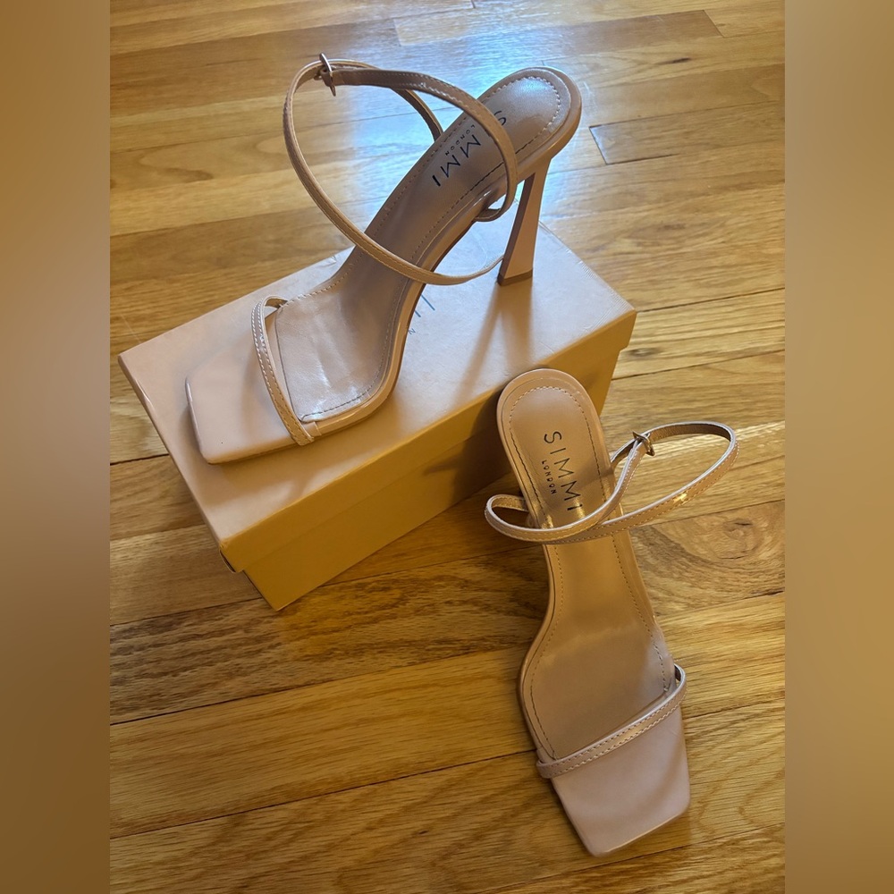 Simmi London Women's Nude Strappy Heels